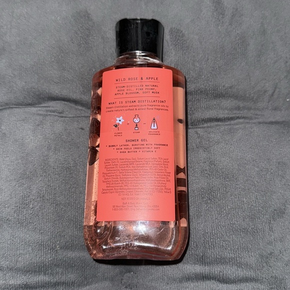 Wild Rose and Apple Bath and Body Works Shower Gel - Picture 2 of 2